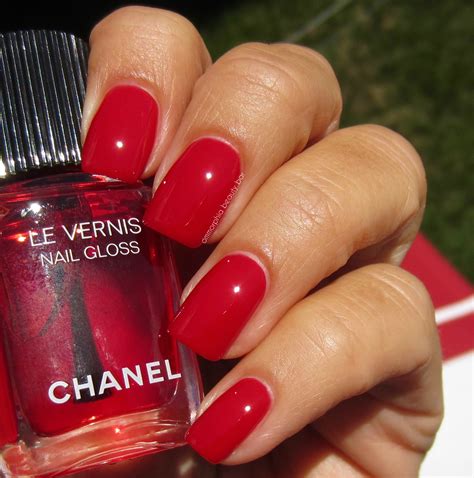 vamp chanel|chanel rouge puissant nail polish.